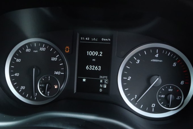 2025 Mercedes-benz Vito