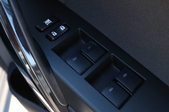 2025 Toyota Auris