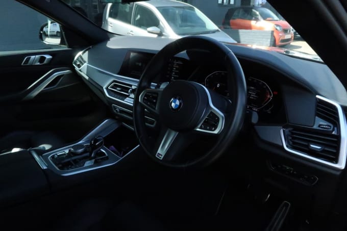 2025 BMW X6