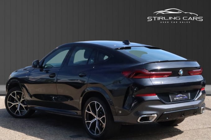 2025 BMW X6