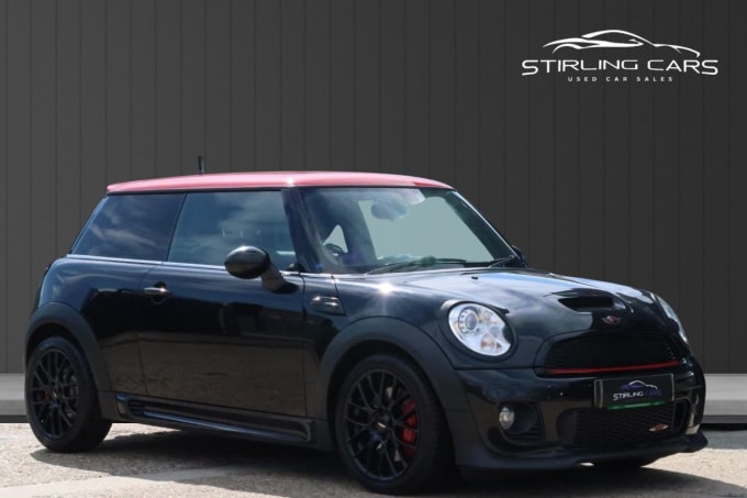 2025 Mini Hatch