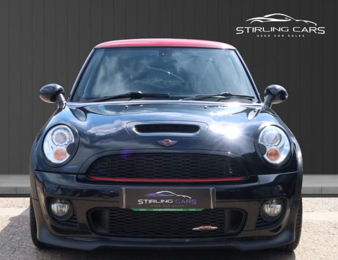 2025 Mini Hatch