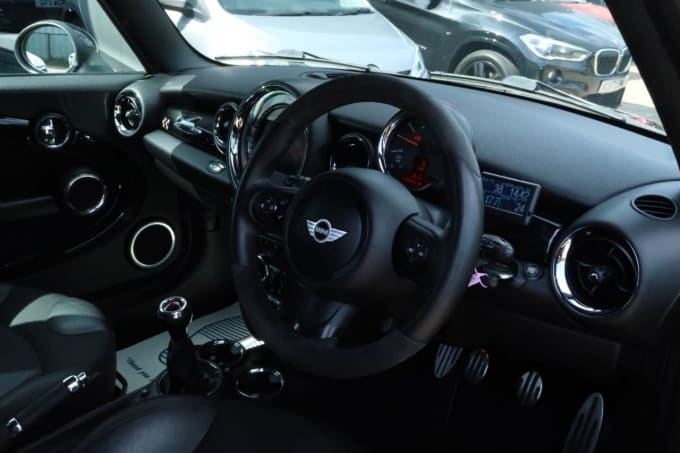 2025 Mini Hatch