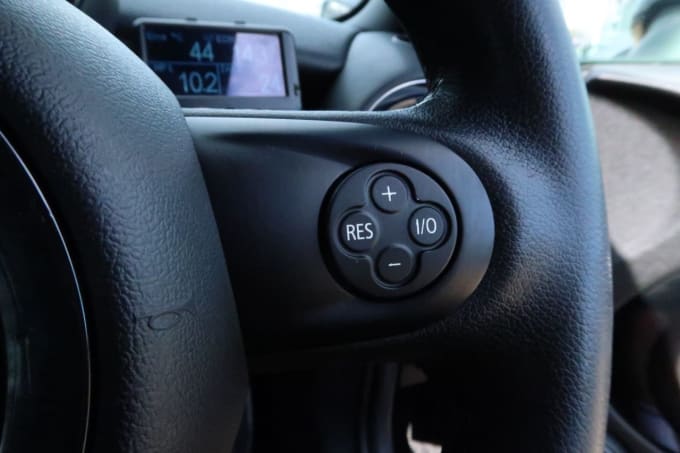 2025 Mini Hatch