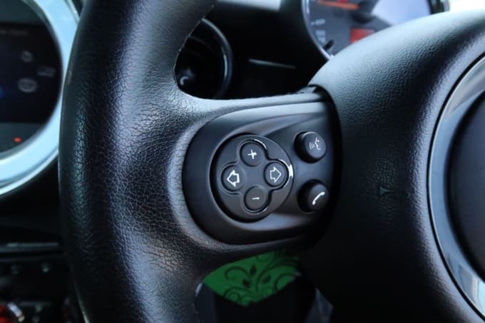 2025 Mini Hatch