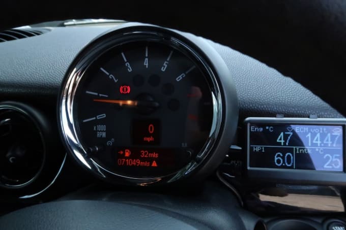 2025 Mini Hatch