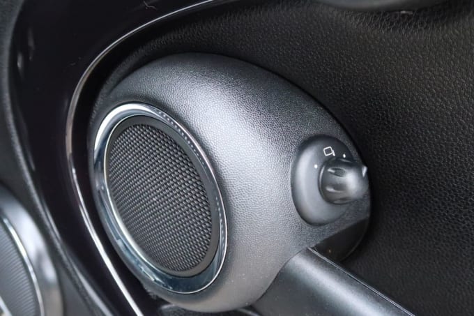2025 Mini Hatch