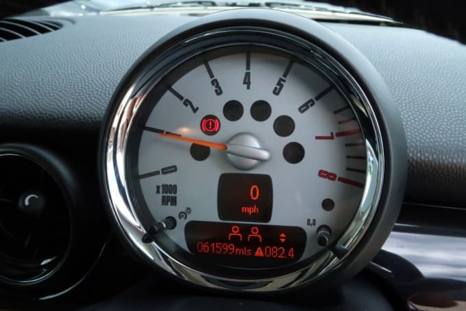2025 Mini Hatch