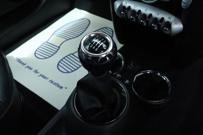 2025 Mini Hatch