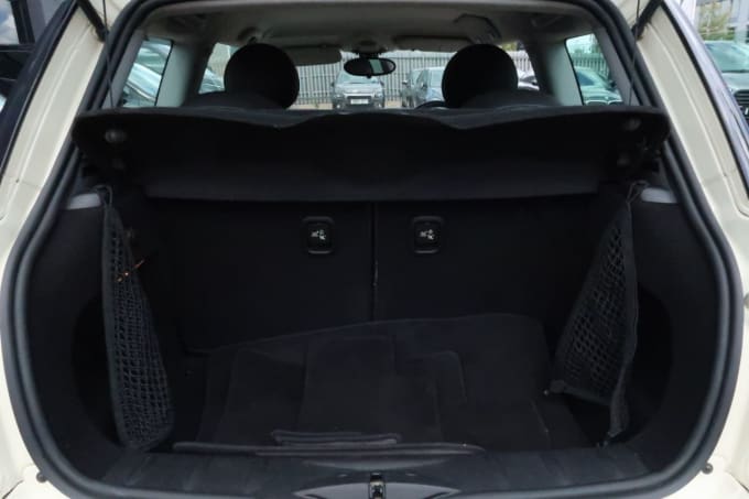 2025 Mini Hatch