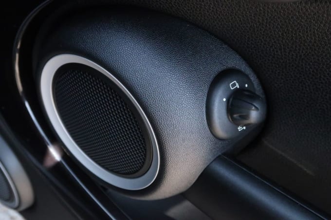 2025 Mini Hatch