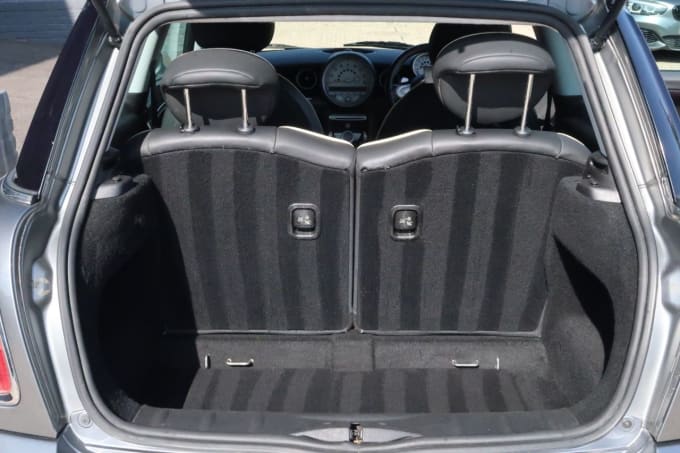 2025 Mini Hatch