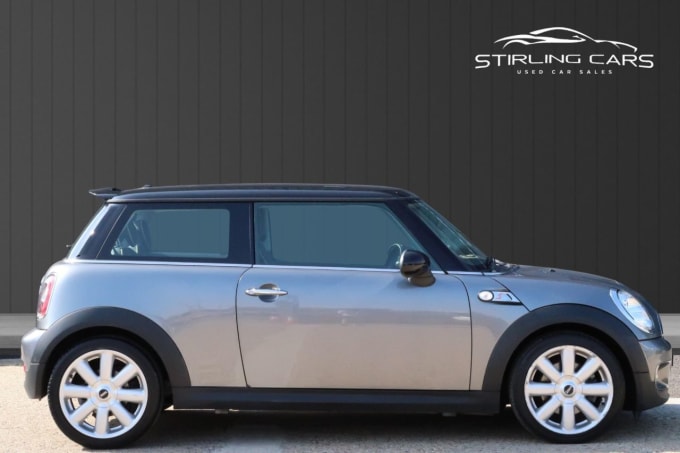 2025 Mini Hatch