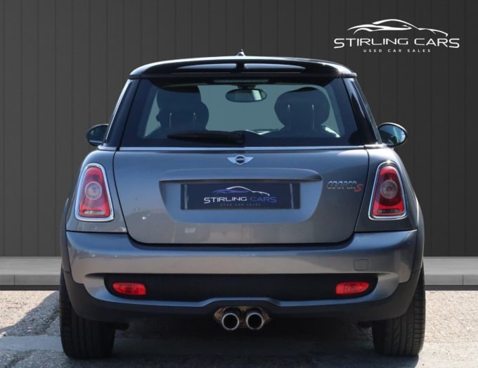 2025 Mini Hatch