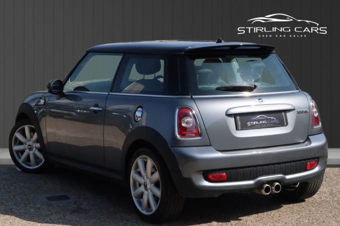 2025 Mini Hatch