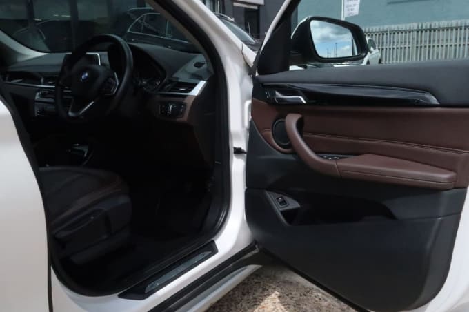 2025 BMW X1