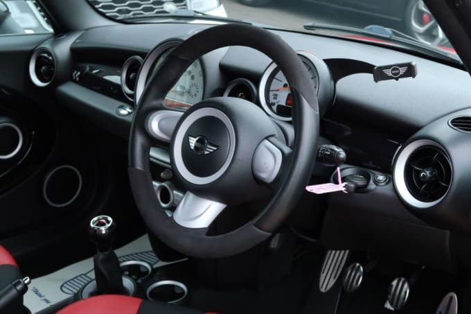 2025 Mini Hatch