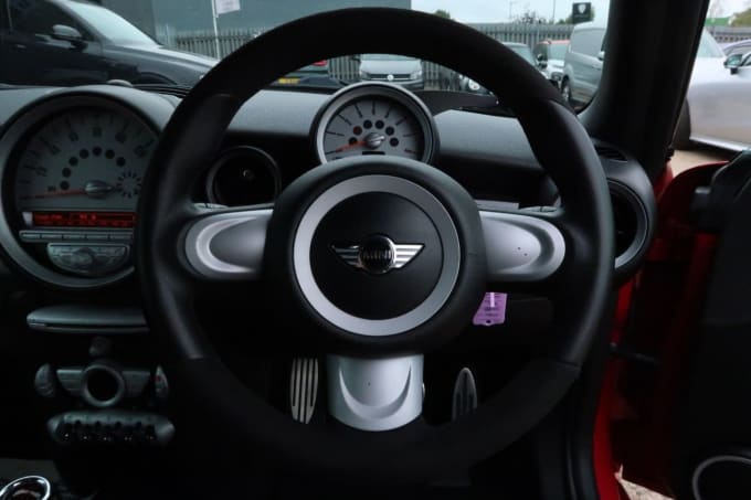 2025 Mini Hatch