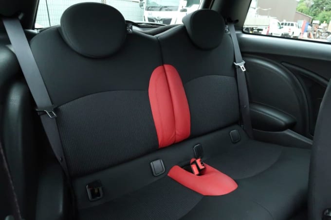 2025 Mini Hatch