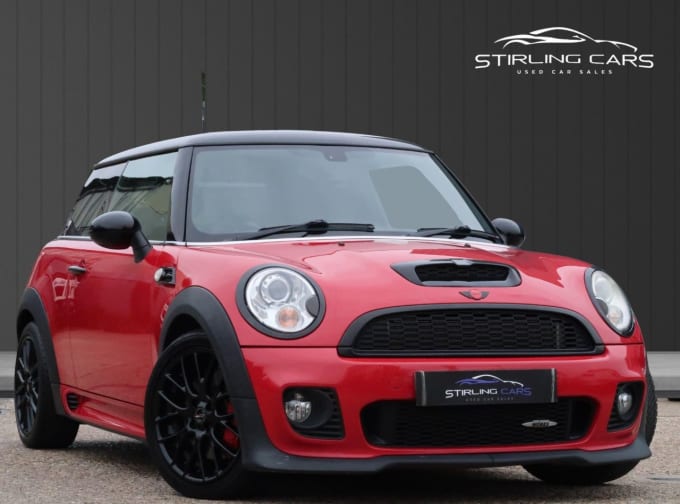 2025 Mini Hatch
