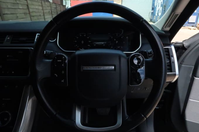 2025 Land Rover Range Rover Sport