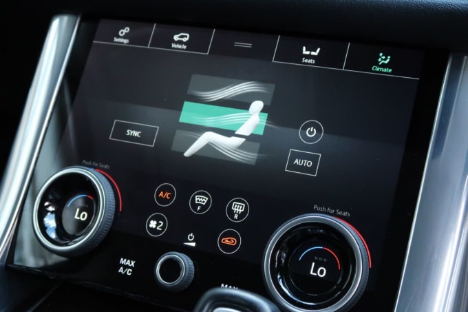 2025 Land Rover Range Rover Sport