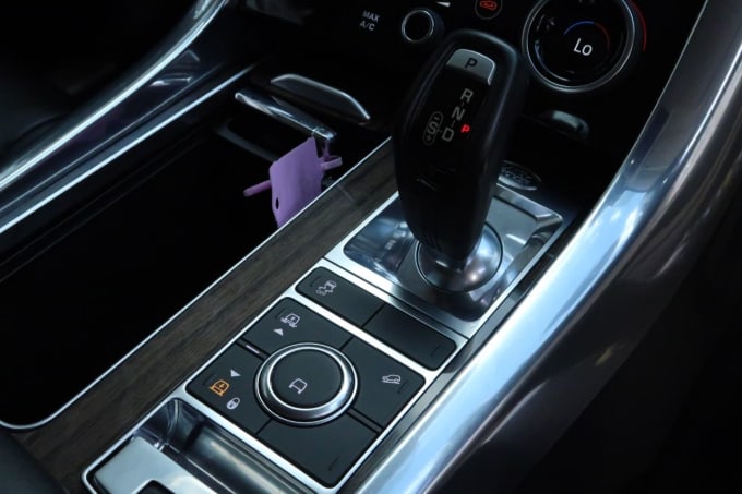 2025 Land Rover Range Rover Sport