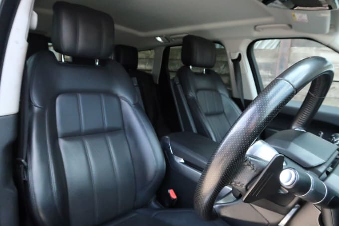 2025 Land Rover Range Rover Sport