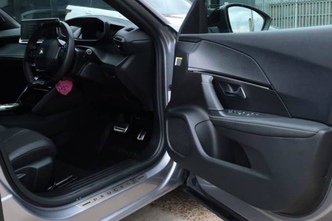 2025 Peugeot E-2008