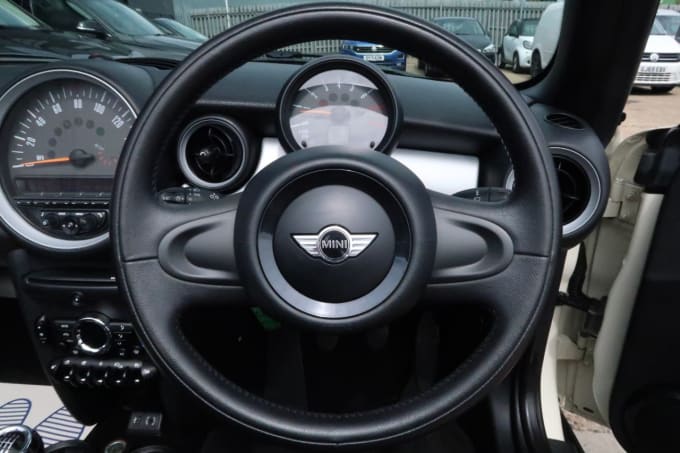 2025 Mini Convertible