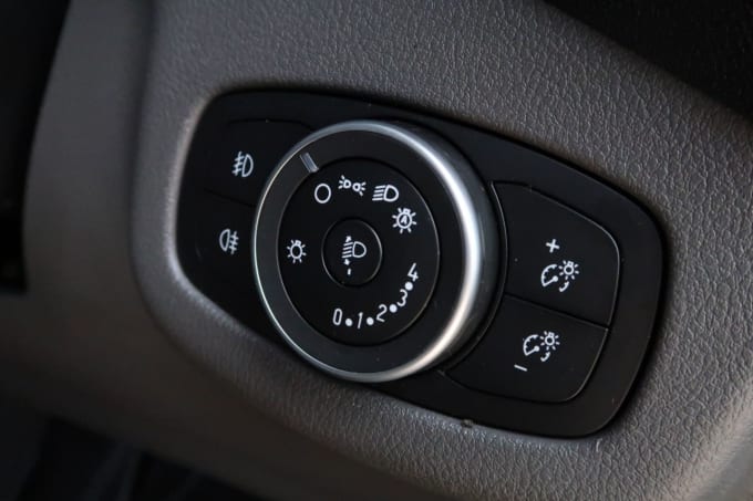 2025 Ford Transit Connect