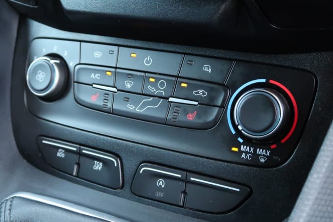 2025 Ford Transit Connect