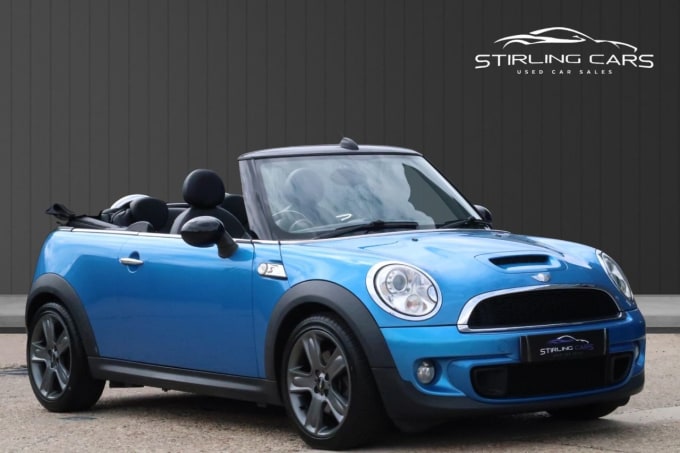 2025 Mini Convertible