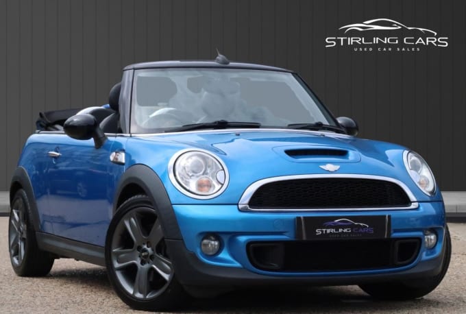 2025 Mini Convertible