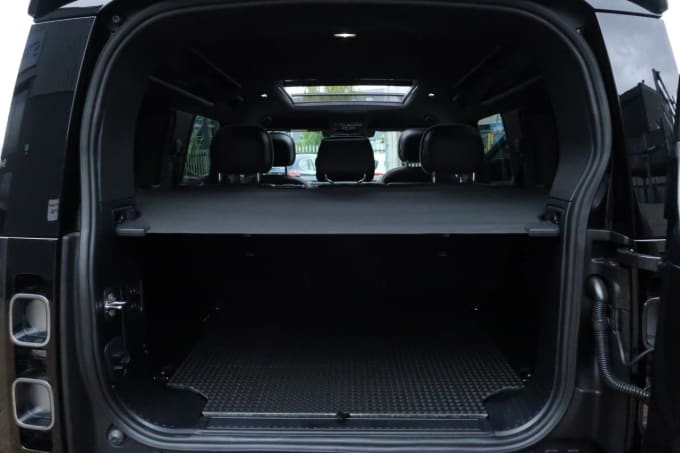 2025 Land Rover Defender