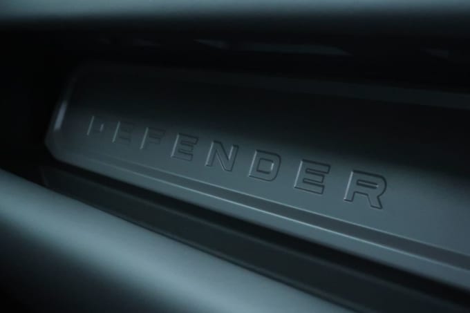 2025 Land Rover Defender