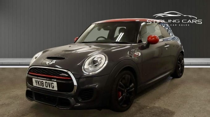 2025 Mini Hatch