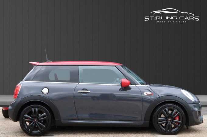 2018 Mini Hatch