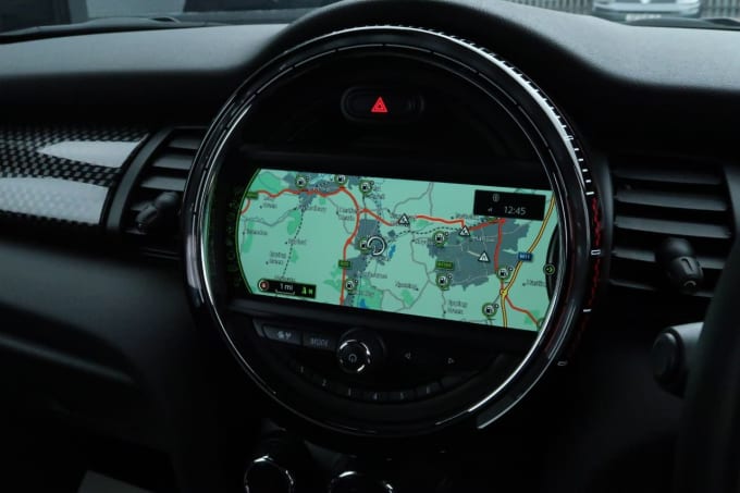 2018 Mini Hatch