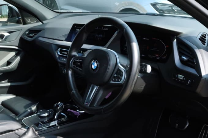 2025 BMW 1 Series