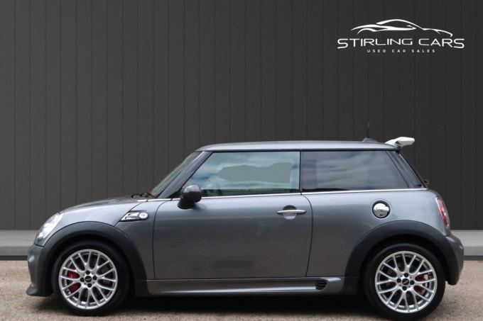 2025 Mini Hatch