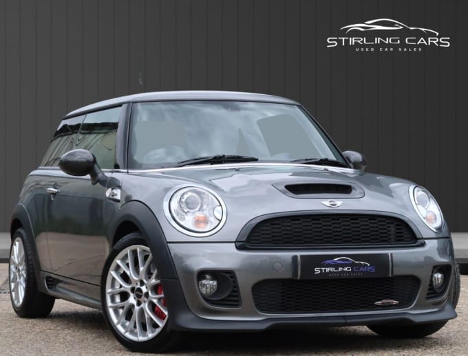 2025 Mini Hatch