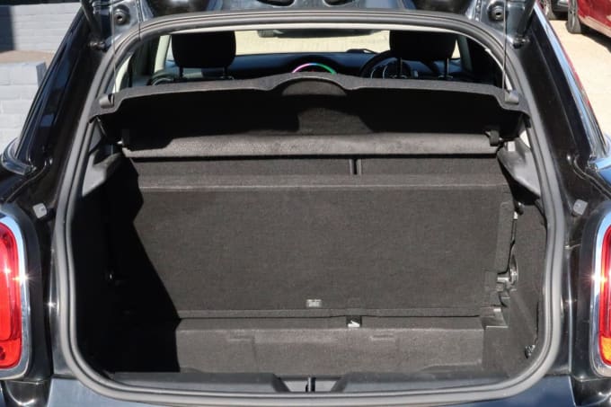 2019 Mini Hatch