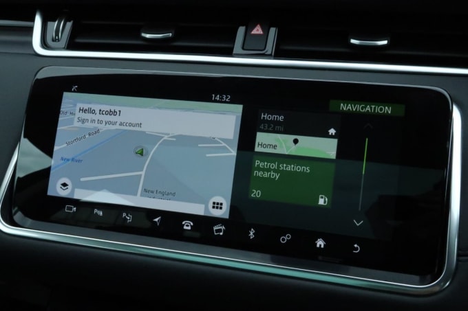 2025 Land Rover Range Rover Evoque