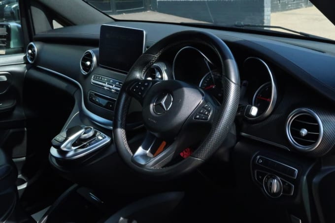2025 Mercedes-benz V-class