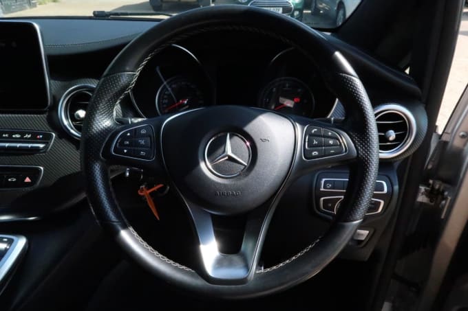 2025 Mercedes-benz V-class