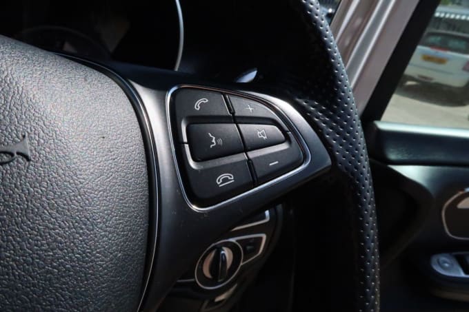 2025 Mercedes-benz V-class