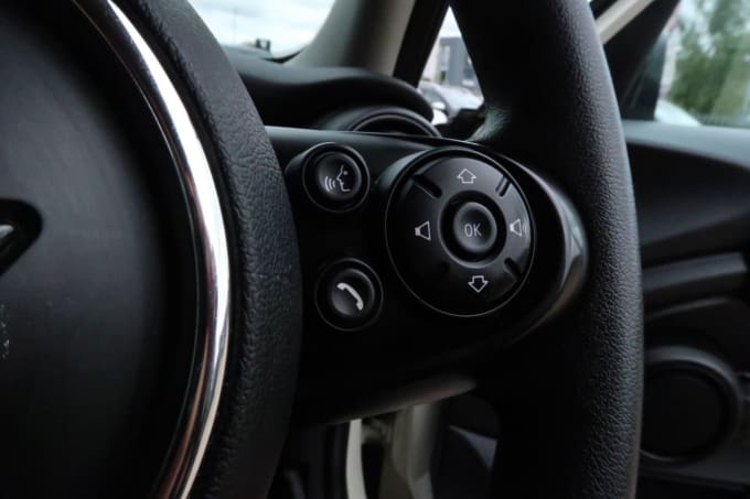 2025 Mini Hatch