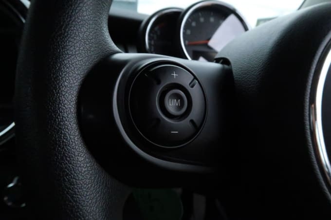 2025 Mini Hatch