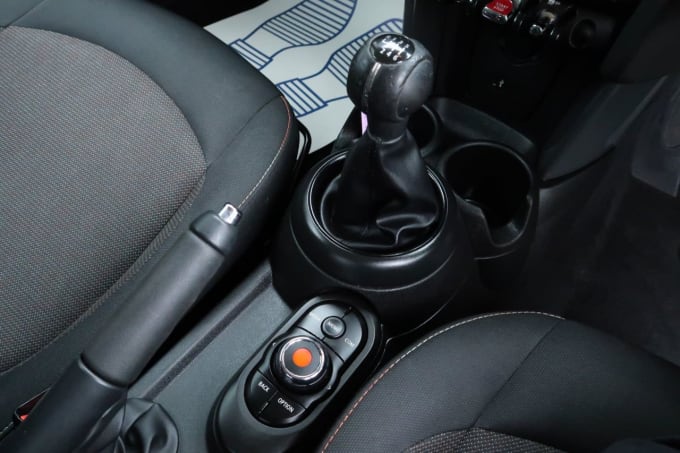2025 Mini Hatch